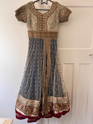 Detailed asian party wear long dress royal blue and gold with maroon border | eBay Detailed asian party wear long dress royal blue and gold with maroon border | eBay