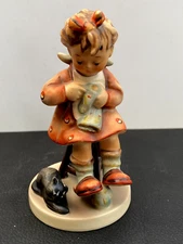 Hummel Goebel Figurines  #133 ''MOTHER'S HELPER'' 4.5''in Tall