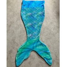 Comfy Tails Mermaid Tail Blanket Cozy Plush Fleece Blue Green Kids Throw