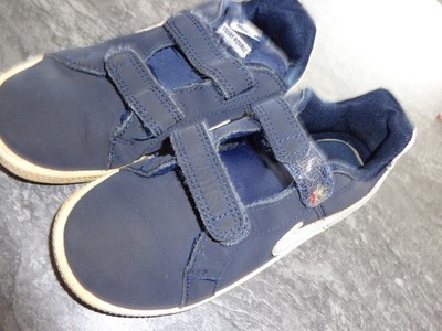 boys nike trainers size 2