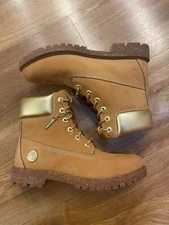 TIMBERLAND WOMEN'S HERITAGE 6 '' INCH WATERPROOF BOOT WHEAT NUBUCK W GOLD A5RS8