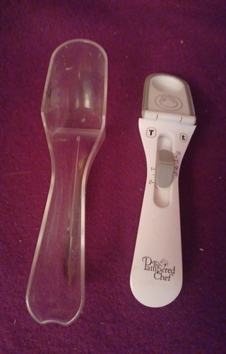 Pampered Chef einfach verstellbarer Messlöffel. 1-2 T. 1/2 -3 t. Oz. Und ML - Bild 3 von 3