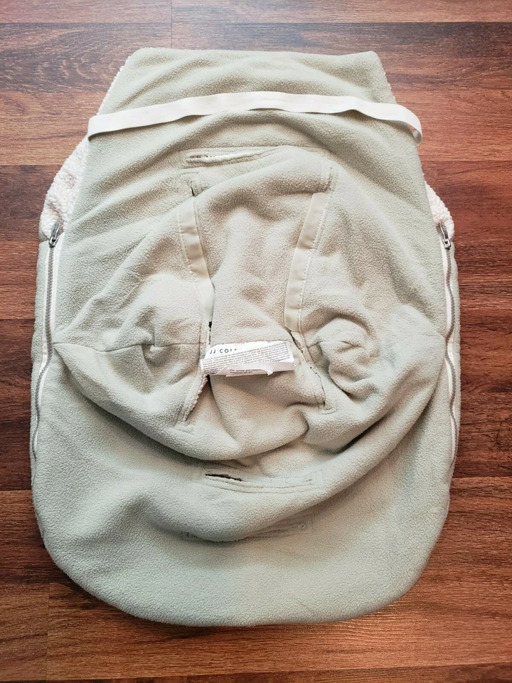 JJ Cole Collections Bundle Me Fleece Car Seat Carrier Cover Green Sage & Ivory - Image 2 of 4