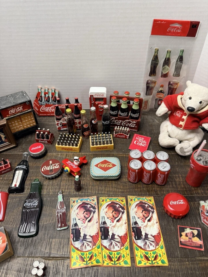 Coca-Cola Collectibles Bundle – minis, bottles, magnets, bear, trays, tins, more - Image 3 of 4