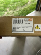 Travall Dog Barrier Gate Compatible With Volvo XC60 (2008-2017) Animal Car Guard