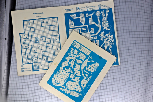 Vintage Lot TSR Dungeons & Dragons Manuals, Modules, Campaign Guides - Picture 6 of 7