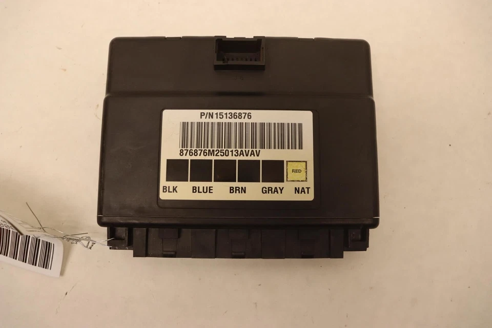 2003-2007 CHEVY SILVERADO 1500 CABINE DUPLA BCM CORPO MÓDULO DE CONTROLE DE COMPUTADOR FABRICANTE DE EQUIPAMENTO ORIGINAL - Imagem 3 de 4