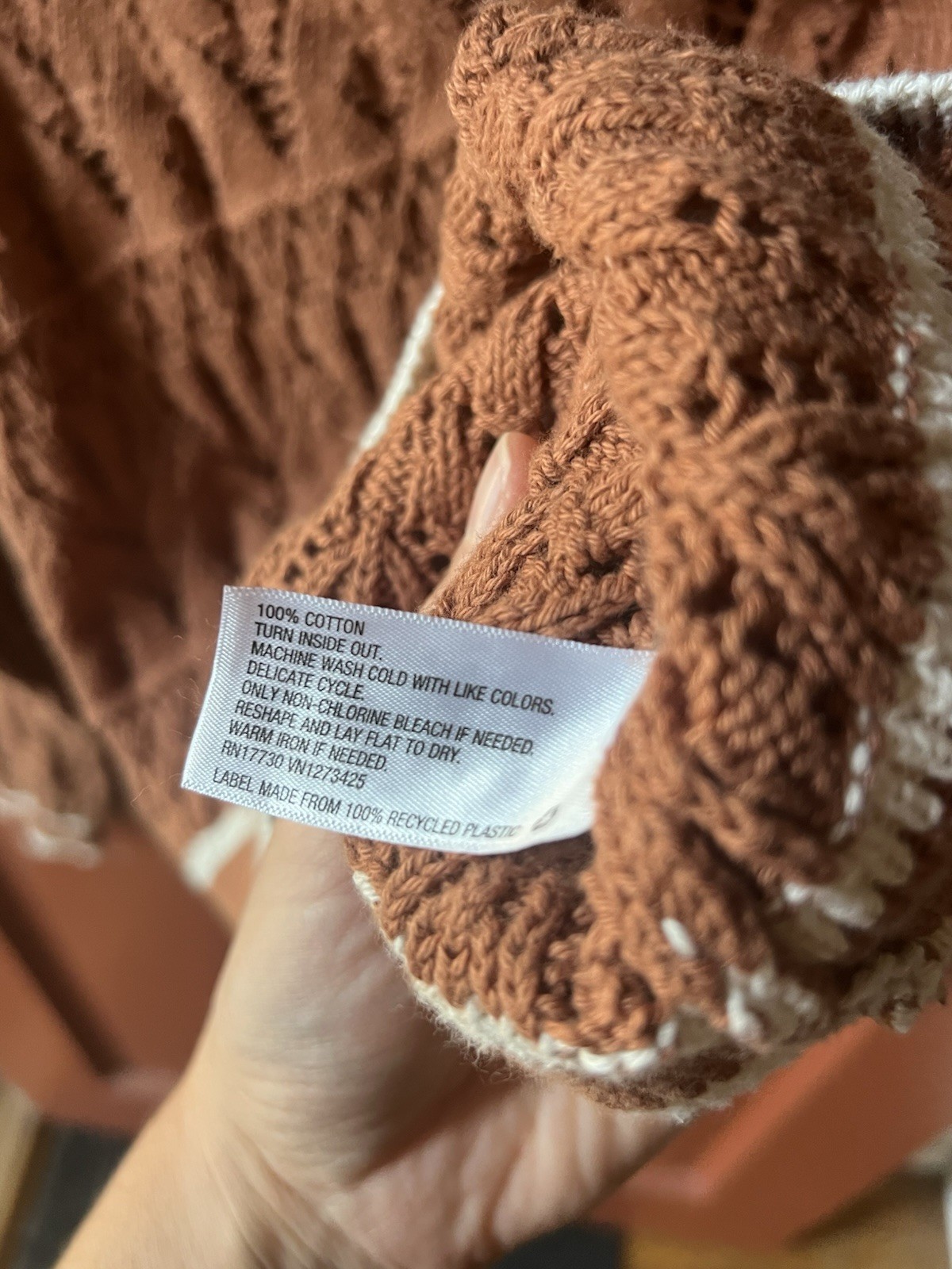 Universal Thread Cropped Sweater - image 5