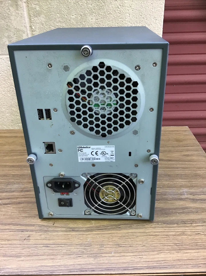 USRobotics USR8700 P/N:64-008700-00R - Image 4 of 4