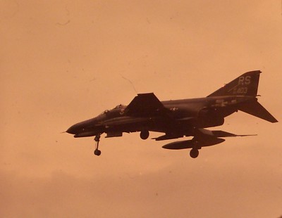1 x originales privates Farb Dia Slide, US-Air Force aircraft F-4E, Ramstein (6)