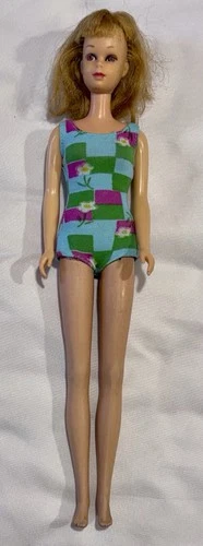 Vintage Mattel Barbie FRANCIE 1966 First Issue Bendable Leg #1130 Doll Pink Body