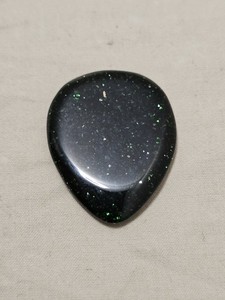 Timber Tones Dune Tones Single Green Goldstone Guitar Pick