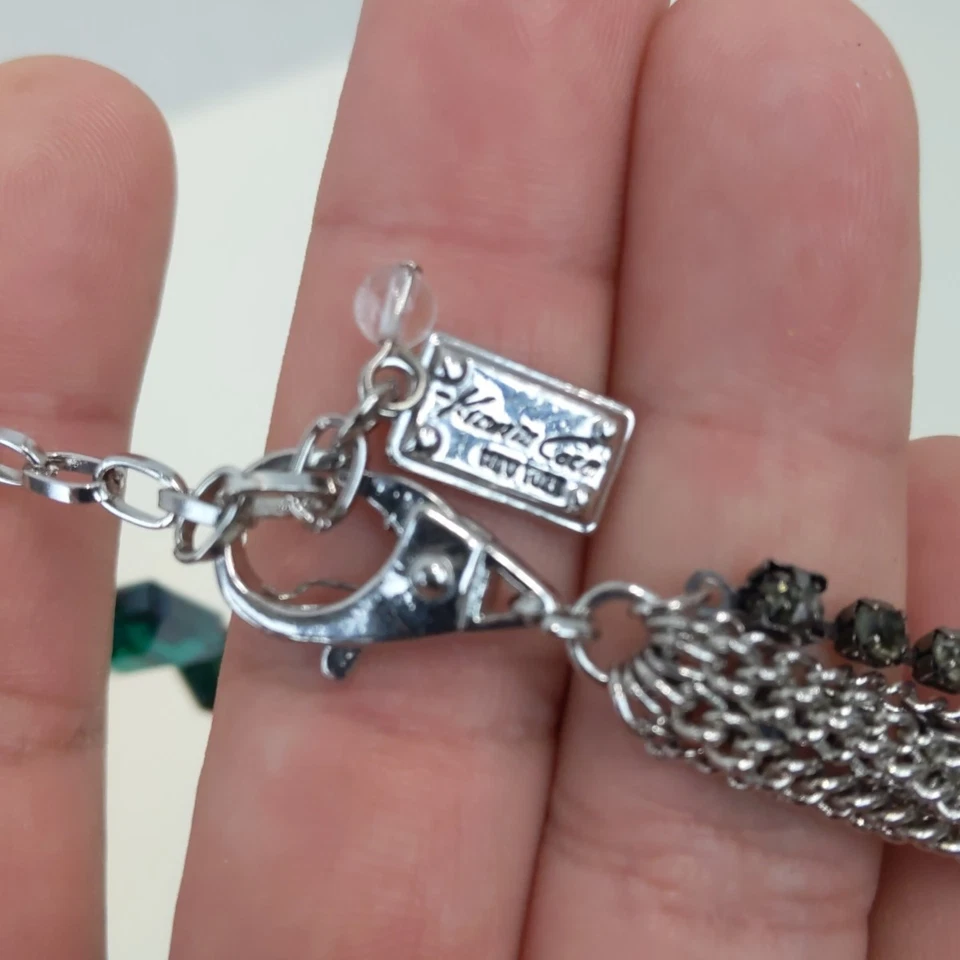 Kenneth Cole New York Multi Hilo Distintivo Collar Verde Gris Cadena Con Cuentas Foto 3 de 4