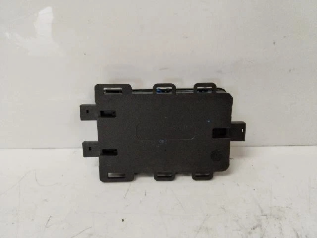 BMW 740Ld xDrive 2016 inmovilizador/cas/fem/módulo sin llave 6813097 Foto 3 de 4