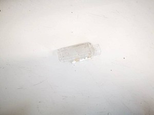 8d0947415 Innenraumleuchte Leseleuchte  Audi Q7 DE2344834-11