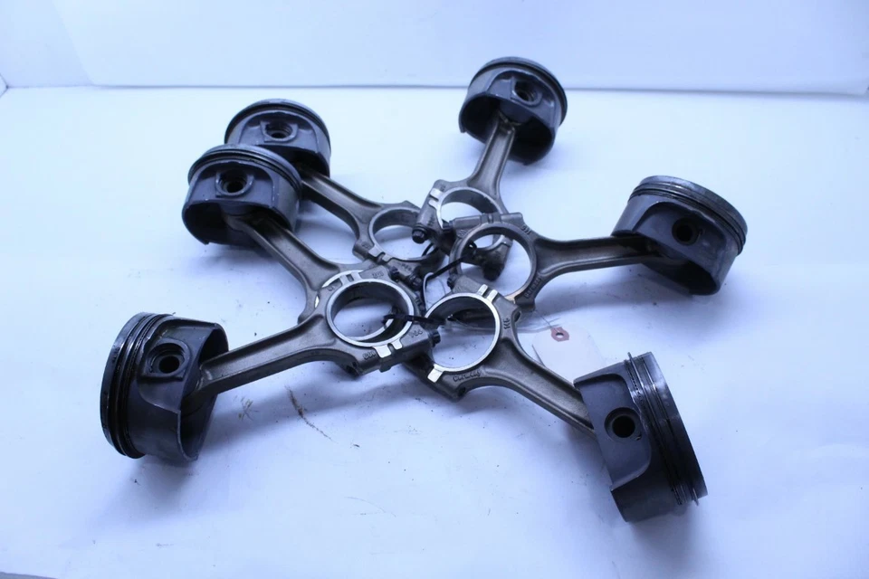 Комплект соединительных штоков поршня двигателя 1999-2001 Porsche 911 3.4 99610305119 от оригинального производителя б/у - Изображение 3 из 4