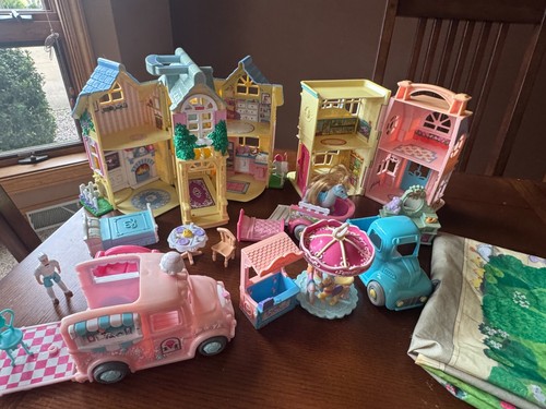 Fisher Price Sweet Streets Cottage, Salon and Pet shop - plus accessories