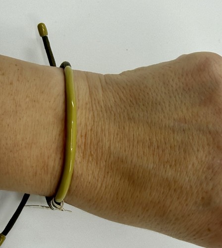 FOSSIL DIPPED Bracelet  Green And Yellow - Picture 2 of 7