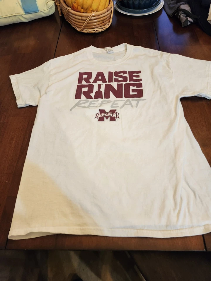 Mississippi State Bulldogs Tshirt L SS Raise Ring Repeat White - Image 4 of 4
