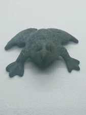 SPI Frog Lawn Ornament