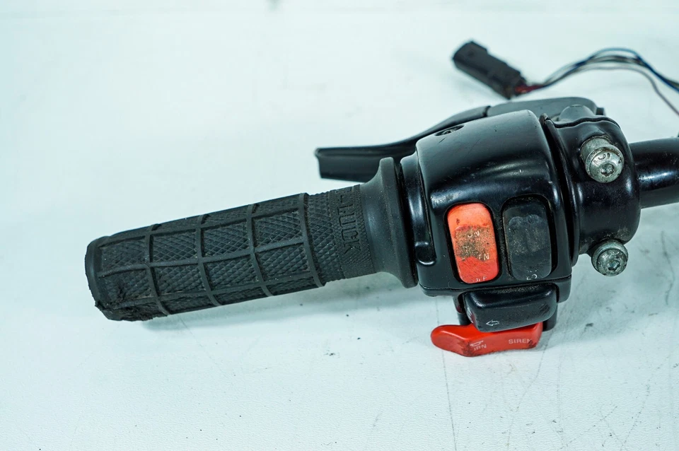 08 Manillar Harley Road King Police Touring izquierda derecha interruptores controles 1301 Foto 2 de 4