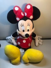 Minnie Mouse Plush Disney Parks Disney World Authentic 18  Great Gift   