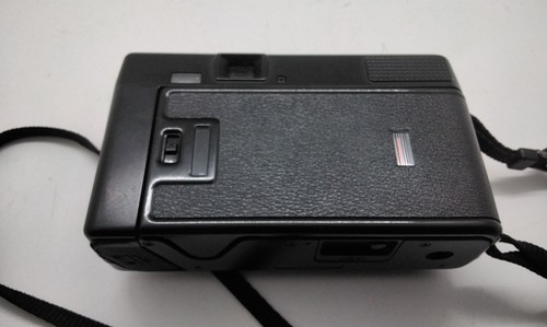 Nikon L35 AF Pikaichi ISO 400 35mm Point & Shoot Film Camera No Flash - Picture 6 of 9