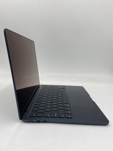 2024 Apple MacBook Air 13,6" M3 4,0GHz 8GB RAM 256GB SSD A3113 - Bild 4 von 5