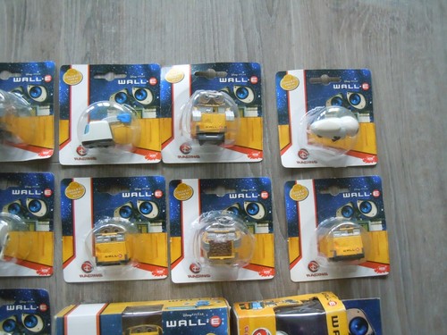 30X WALL E Robot Models - Dickie in Box *45535 - Picture 5 of 5