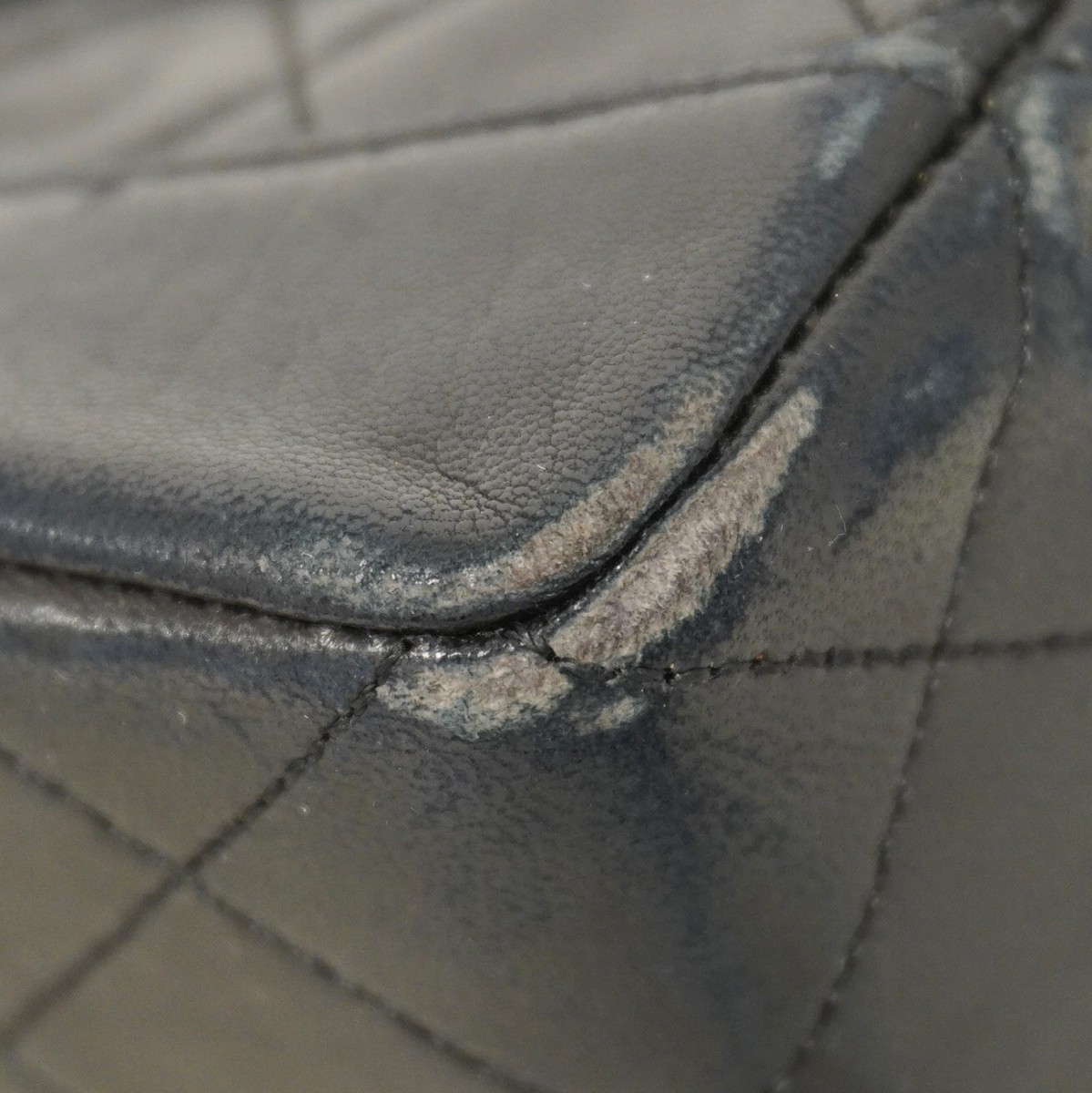 Auth [6ba1008-k] CHANEL Shoulder Bag Matrasse WChain Lambskin Black Gold met... thumbnail 6