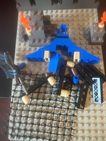 Lego 3052 Ninja's Fire Fortress Ninja Near Complete