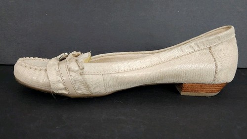 Anne Klein AK7KARENA Women's Size 6.5M Slip On Loafers Shoes Beige - Picture 7 of 8
