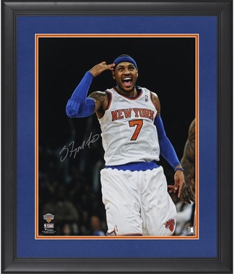 Carmelo Anthony Knicks Framed Signed 16x20 Tapping Head