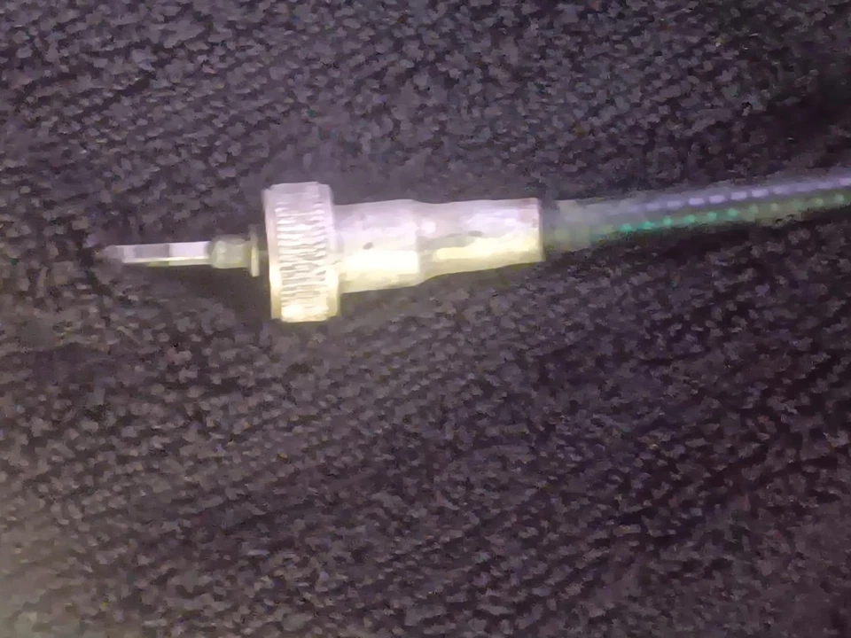 Llanta delantera Ducati Sebring 350 con neumático Pirelli MT53 FABRICANTE DE EQUIPOS ORIGINALES + buje, cable Speedo Foto 2 de 4