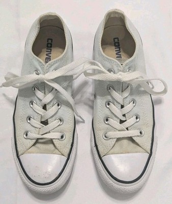 Converse Chuck Taylor All Star Low Top Sneakers White / Blued Men s 4 Women s 6
