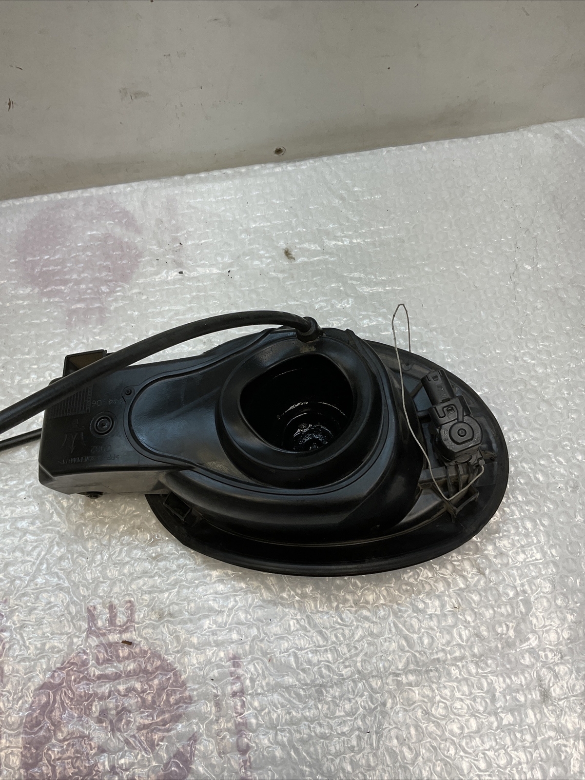 2014-2019 MASERATI GHIBLI S Q4 REAR LEFT SIDE FUEL GAS TANK FILLER DOOR LID OEM