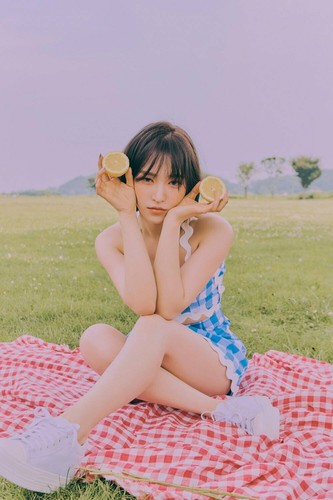 RED VELVET THE REVE FESTIVAL DAY 2 Album DAY2 Ver CD+Photo Book+Card+Travel Kit - Picture 2 of 14