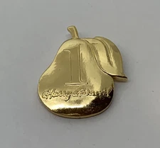 Harry & David Gold-Tone Pear Fruit Gift 1 Year Service Award Lapel Pin (81)