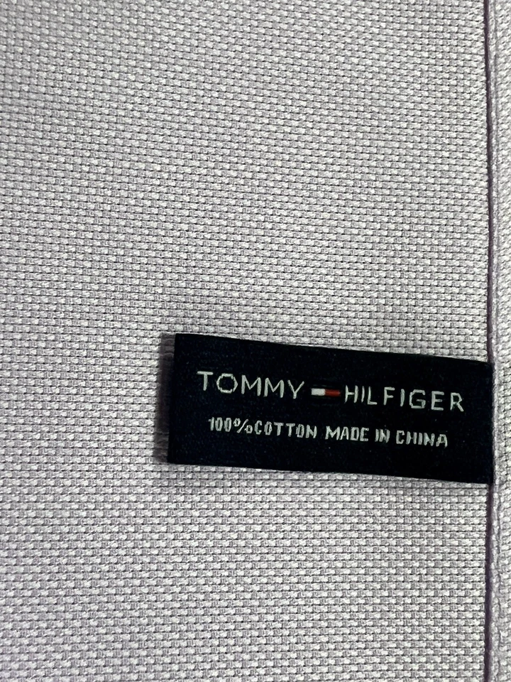 Precio de venta sugerido por el fabricante $39,50: Tommy Hilfiger Oxford cuadrado de bolsillo liso para hombre - lila Foto 4 de 4