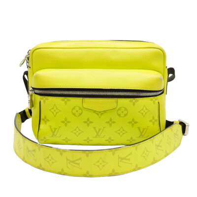 AUTH LOUIS VUITTON TAIGA RAMA OUTDOOR MESSENGER BAG PM TAIGA