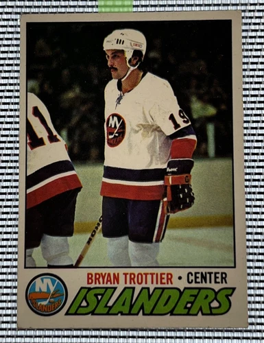 1977-78 TOPPS #105 BRYAN TROTTIER ISLANDERS HOF