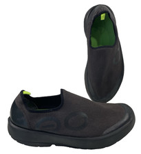 Oofos OOmg eeZee Low Shoes Mens 9.5 Black Slip On Sneakers Recovery Gym Casual