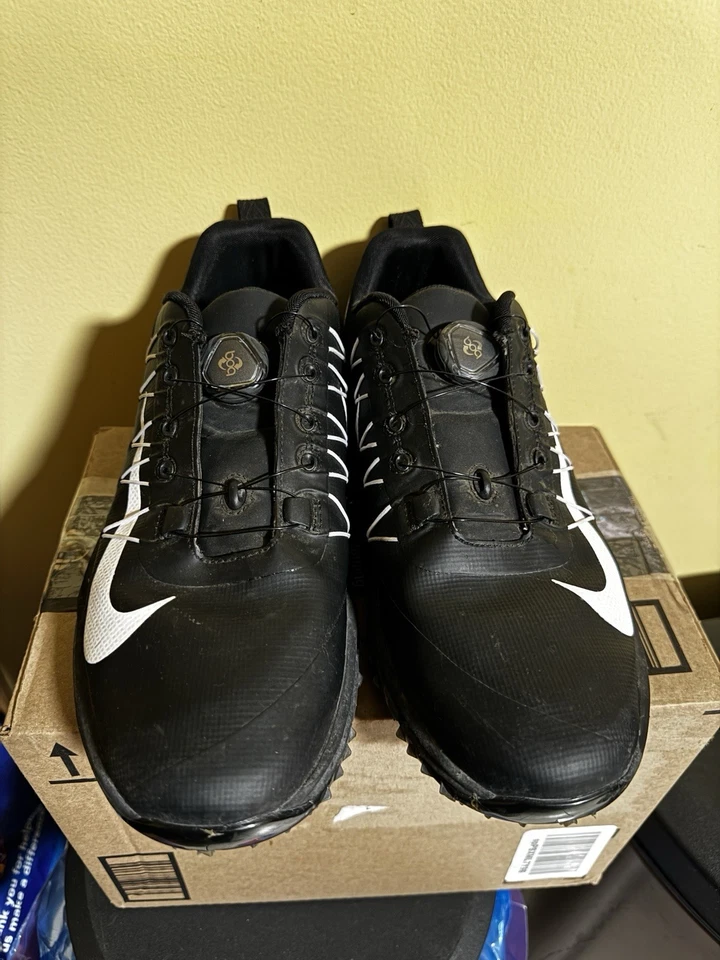 Nike Mens Lunar Command 2 BOA Golf Shoes Size 9 | Black/White | Used - Image 2 of 4