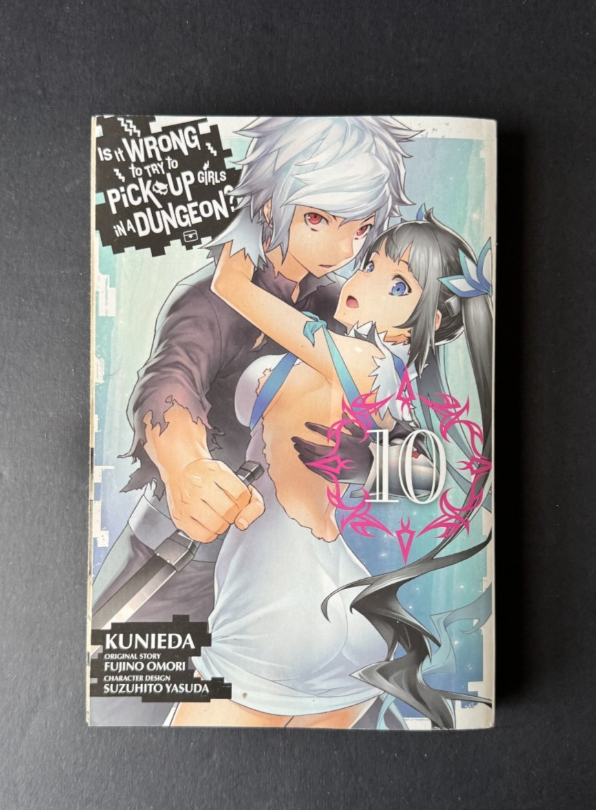 Is It Wrong to Try to Pick Up Girls in a Dungeon?, Vol. 10 manga book PB
