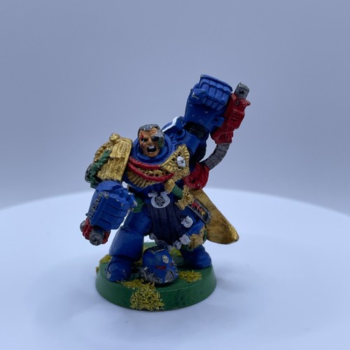 BARCAZA DE COMBATE: Marneus Calgar (Rogue Trader