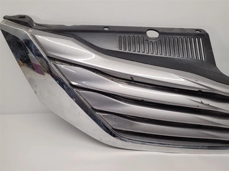 2011-2017 Toyota Sienna Front Upper Grille Grill Oem 5310108070 13-17 - Изображение 2 из 4