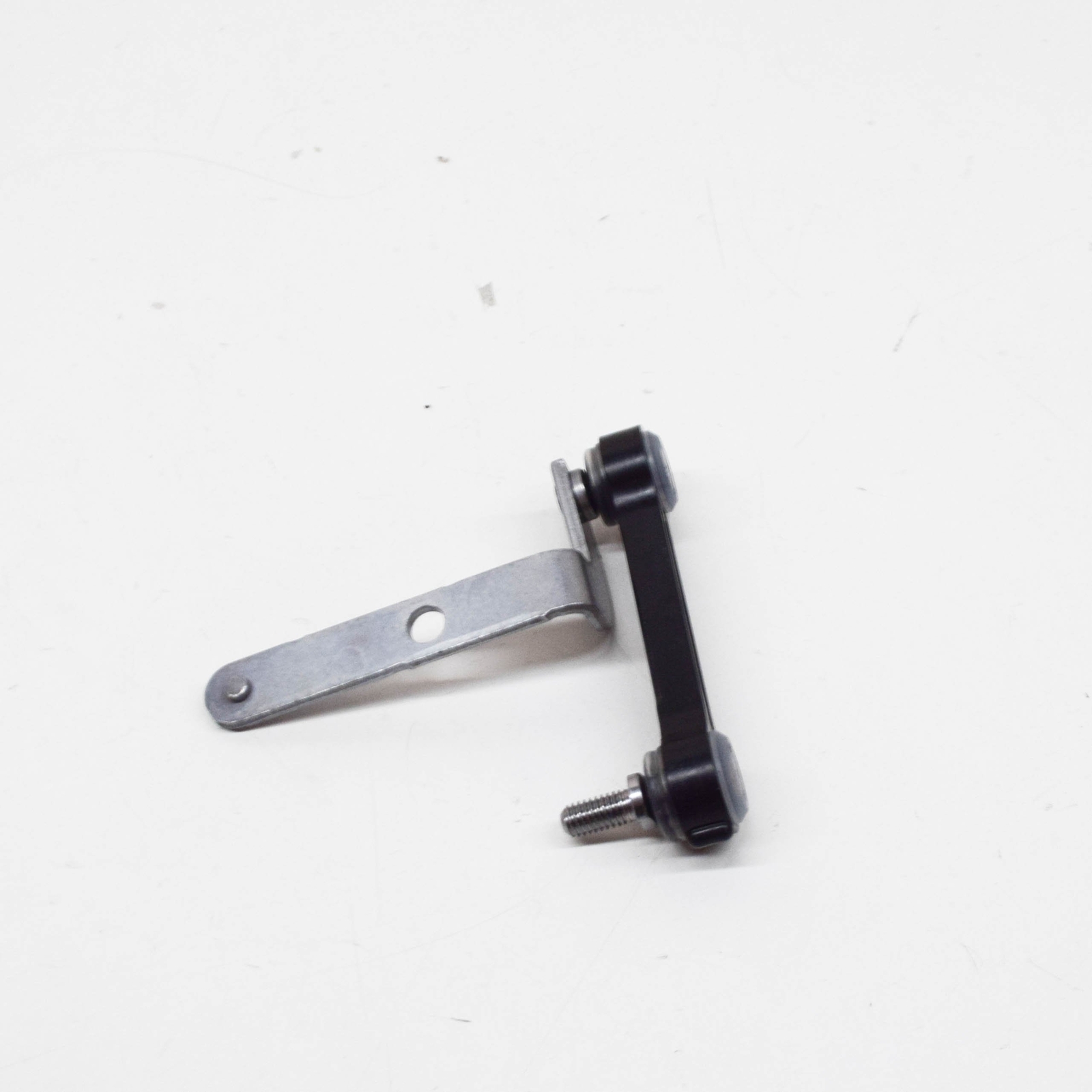 MERCEDES-BENZ ML W166 Verbindungsstück für Höhensensor hinten rechts A1663201032