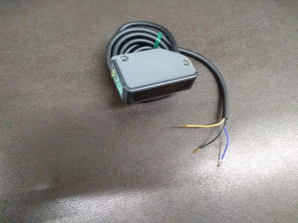 SUNX EQ-34-PN SENSOR - Image 4 of 4