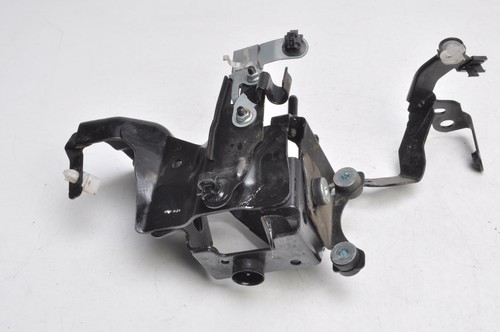 TOYOTA PRIUS IV 1.8 Hybrid 123PS ABS Pumpe Hydraulikblock Halterung Befestigung