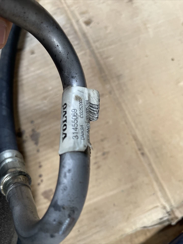 Volvo S60 T5 2017 2,0 t aire acondicionado línea de succión manguera conjunto XC60 S60 OEM 🔥 Foto 2 de 3